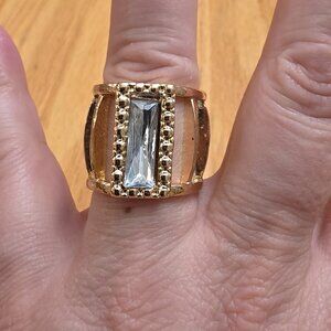 Claire's Gold Tone Rhinestone Fashion Ring One Size